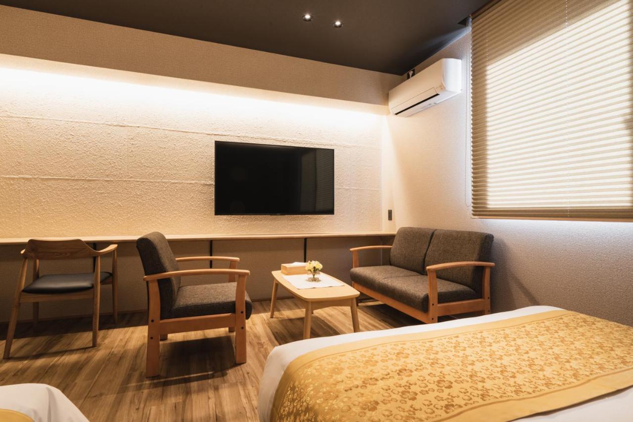 Grand Base Beppu Ekihigashi Aparthotel Kültér fotó